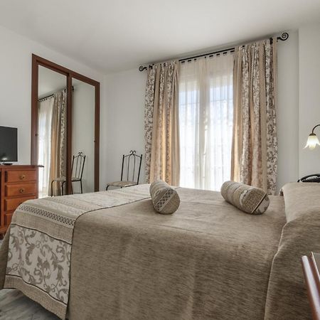 Hotel La Parrita Рота Номер фото