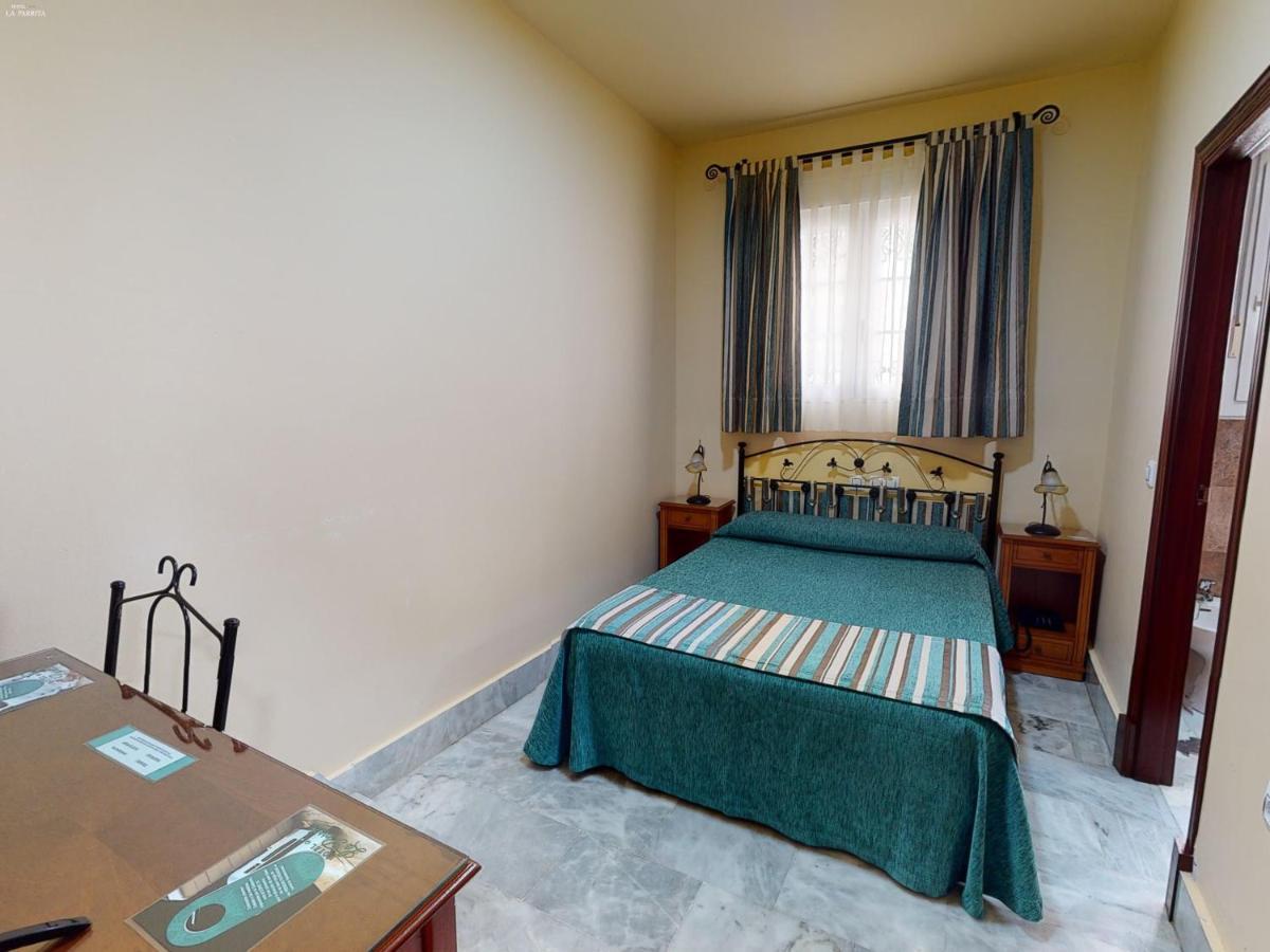 Hotel La Parrita Рота Екстер'єр фото